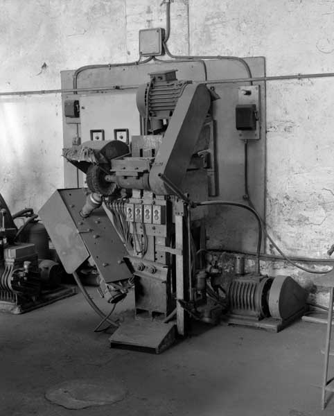 Machine à polir les couverts Deruelle.