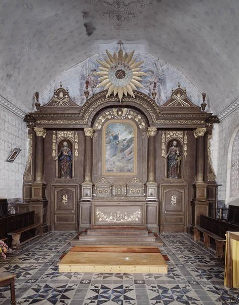 Autel, retable, tabernacle (maître-autel, tabernacle à ailes, retable architecturé à niches)