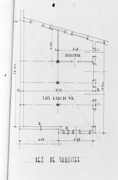 Etablissements Emile et Paul Bourné à Lisieux, boulevard Jeanne d'Arc et rue d'Alençon. Bâtiment n° 9, cave à eaux de vie. Rez-de-chaussée.