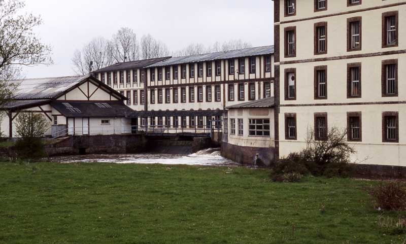 Atelier de fabrication, déversoir, vue prise du sud est.