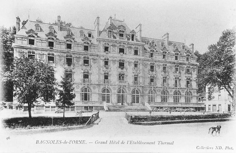 46 - Bagnoles-de-l'Orne - Grand Hôtel de l'établissement thermal.
