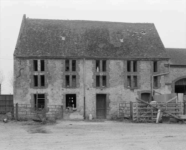 L'Oudon, le Château. Manoir, fromagerie.