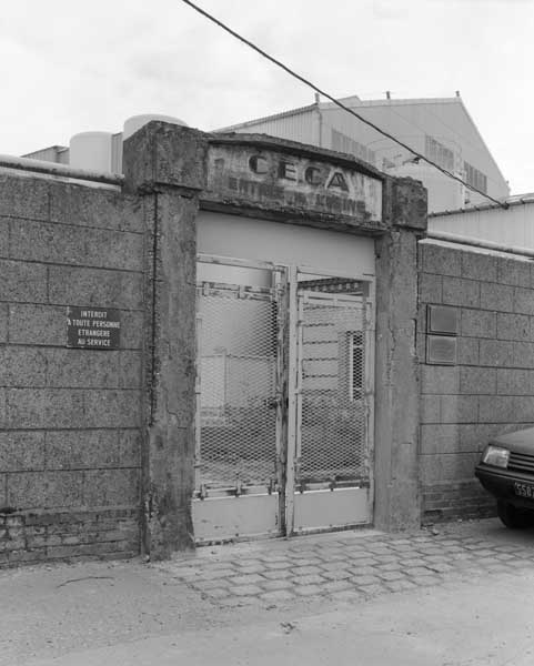 Entrée piétonne de l'usine. Vue prise de l'ouest.