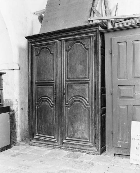 Armoire (1)