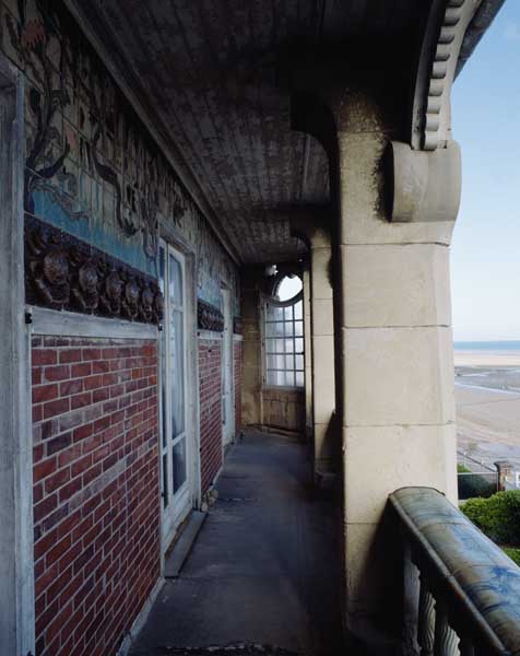 'Elévation nord, sur mer. Détail : loggia (depuis l''est vers l''ouest).'