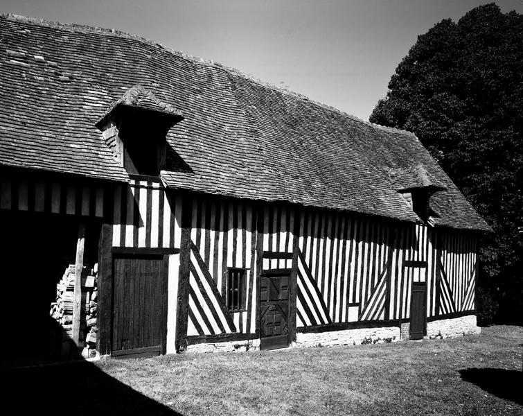 Pièce d'affinage (2), ou ancienne grange. Elévation extérieure est.