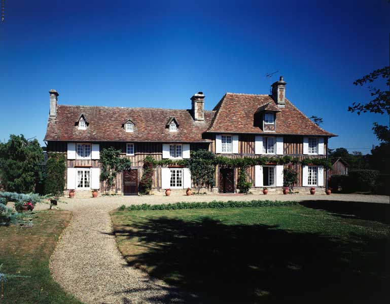 Logement. Elévation extérieure ouest.
