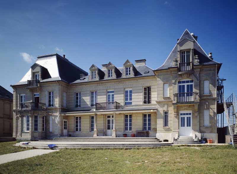 Elévation nord, sur mer.