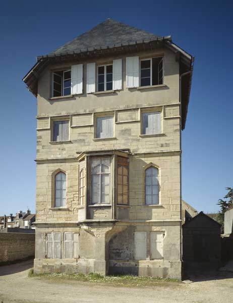 Elévation nord, sur mer. ; Maison dite la Tamise, élévation nord sur mer.