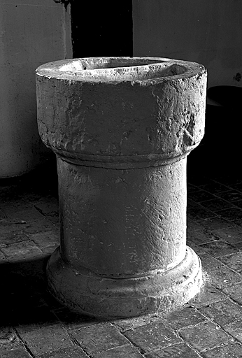 Fonts baptismaux (cuve baptismale à infusion)