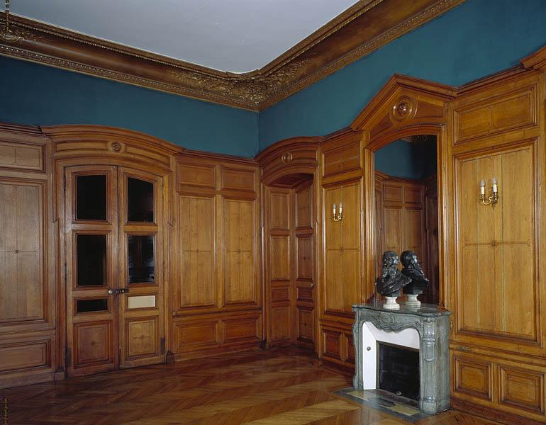 Petit Salon.