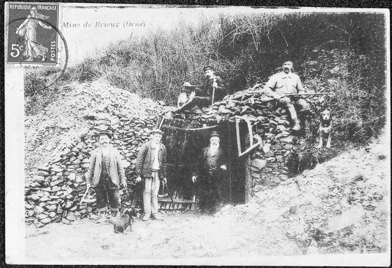 Mine de Brieux (Orne).- Carte postale, s.d., début 20e siècle. (Collection particulière P. Coftier).