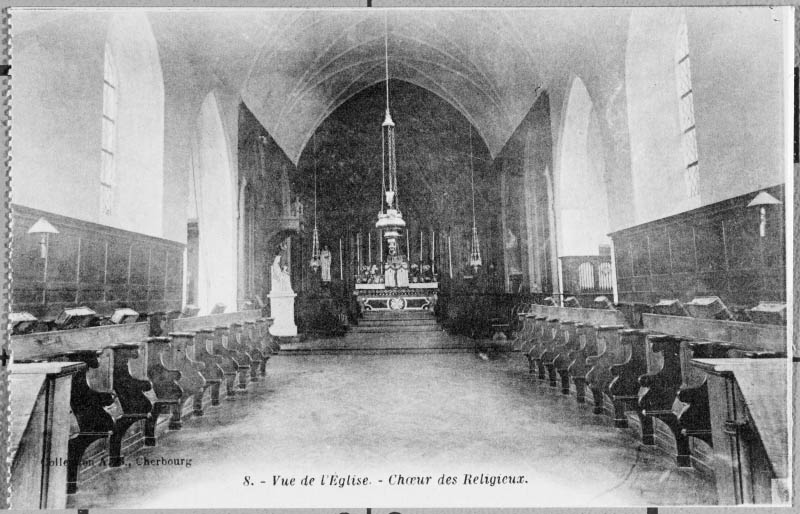 8. - Vue de l'Eglise. Choeur des Religieux.- Carte postale, s.d., début 20e siècle. (Collection particulière).