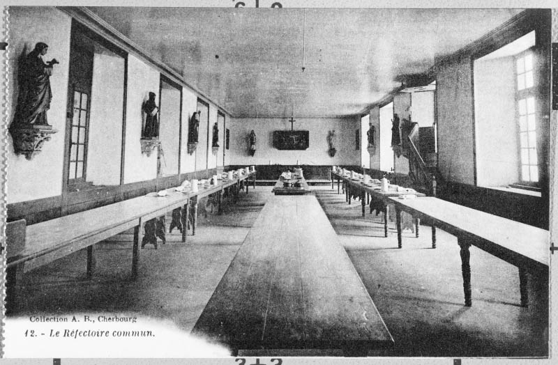 12. Le Réfectoire commun.- Carte postale, s.d., début 20e siècle. (Collection particulière).