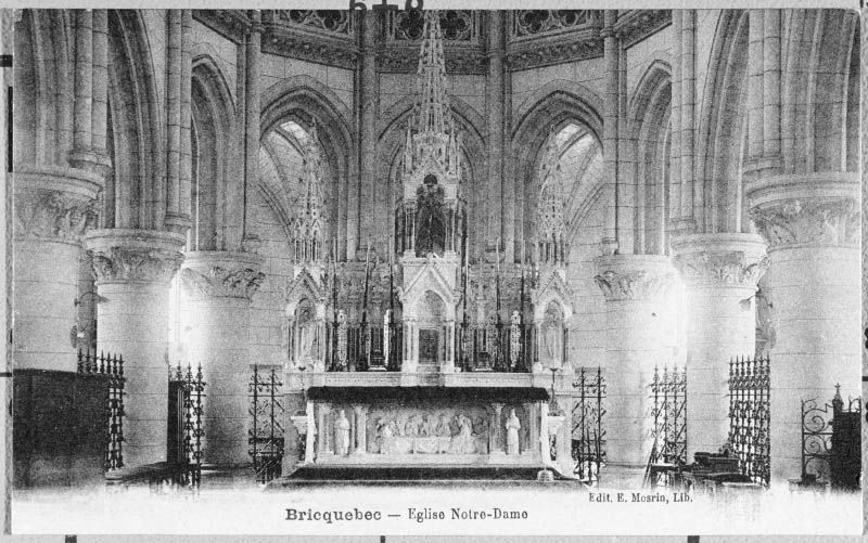 Bricquebec - Eglise Notre-Dame, vue intérieure du choeur.- Carte postale, E. Mosrin lib. éd., début 20e siècle. (AD Manche).