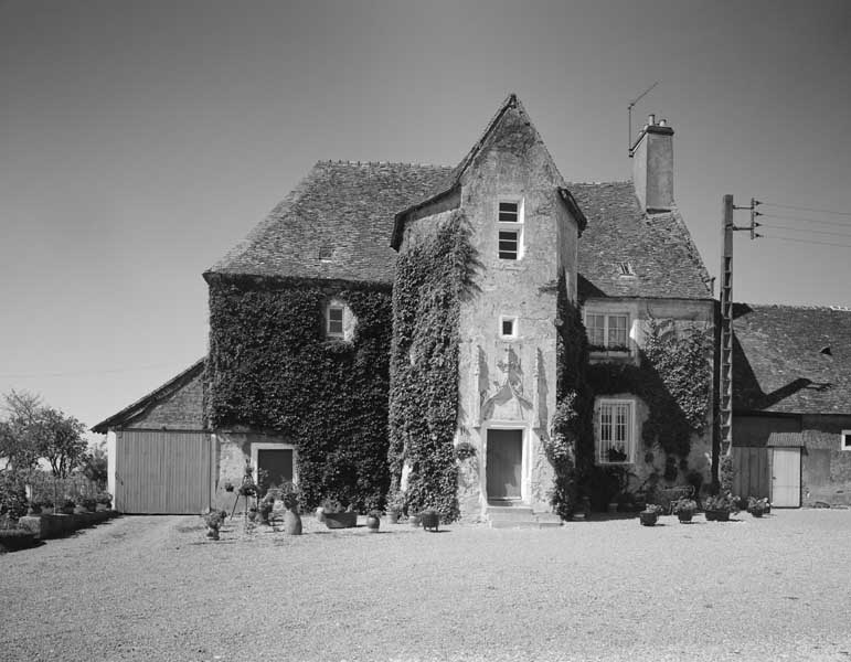 Silly. Manoir. Logis, élévation extérieure sud sur cour. ; Logis, élévation extérieure sud sur cour.