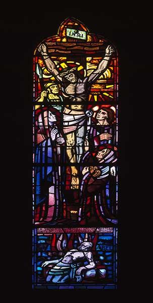 Baie 5 : Crucifixion ; Abel.