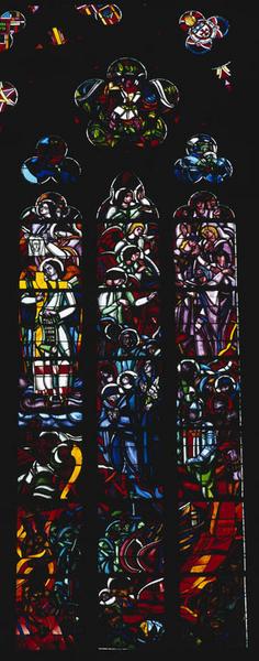 Détail des trois dernières lancettes de la baie 216 : l'archange Gabriel, sainte Véronique, anges musiciens, des saints, l'Enfer.