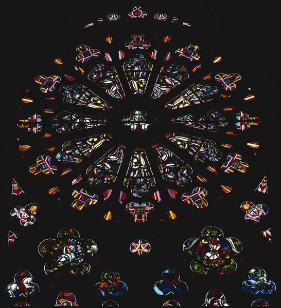 Détail de la rosace de la baie 216 : les vieillards de l'Apocalypse.