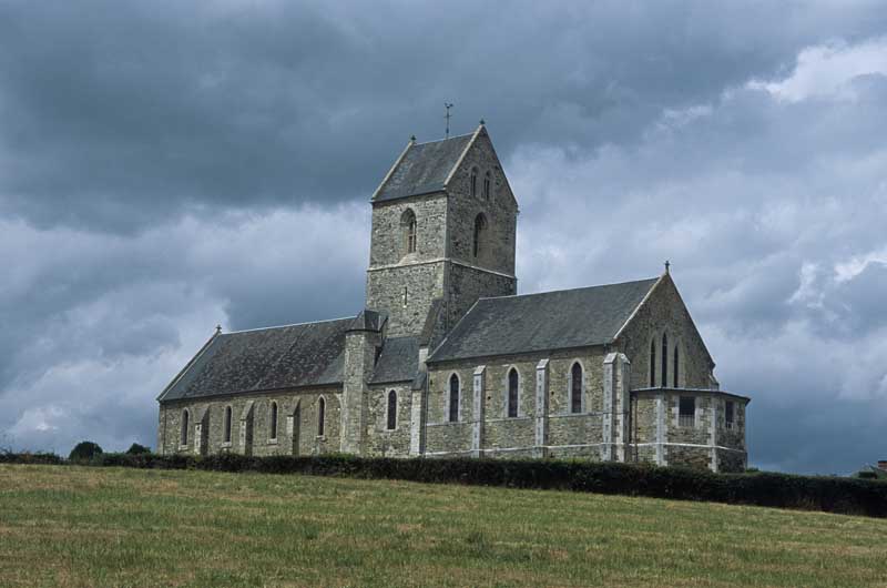 Le Bourg. Eglise paroissiale Saint-Pierre. Vue prise du sud-est. ; Vue prise du sud-est.