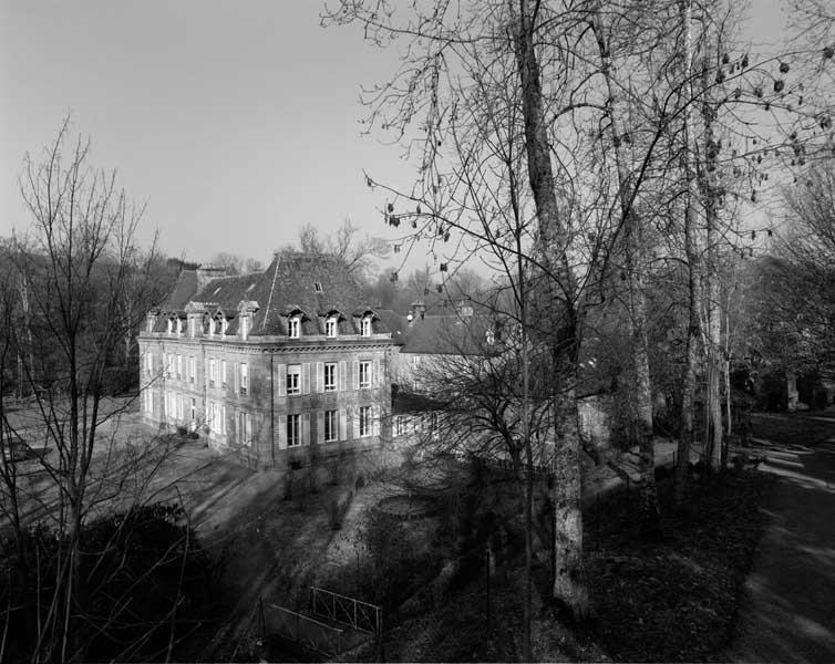 Château. Vue prise du sud-est.