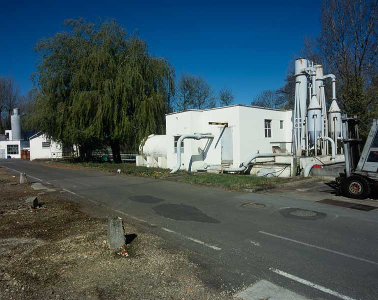 Station de traitement des eaux usées. Vue prise de l'est.