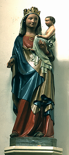 La statue de l'autel secondaire nord : Vierge à l'Enfant.