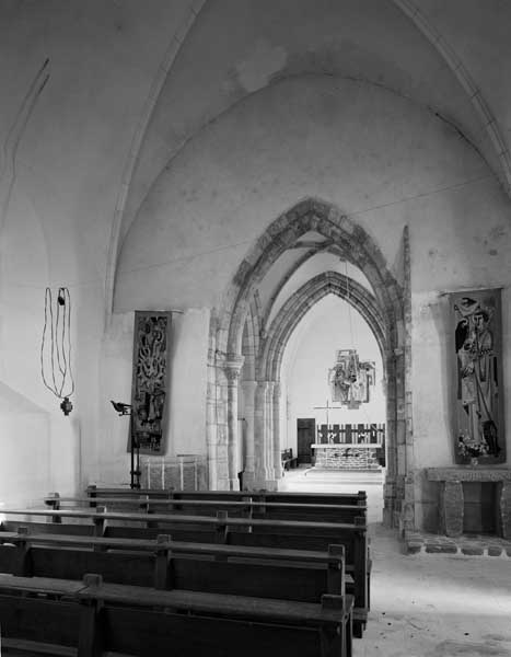 Choeur et croisée du transept, vue depuis la nef.