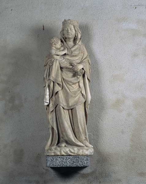 Statue : Vierge à l'Enfant, allaitant.