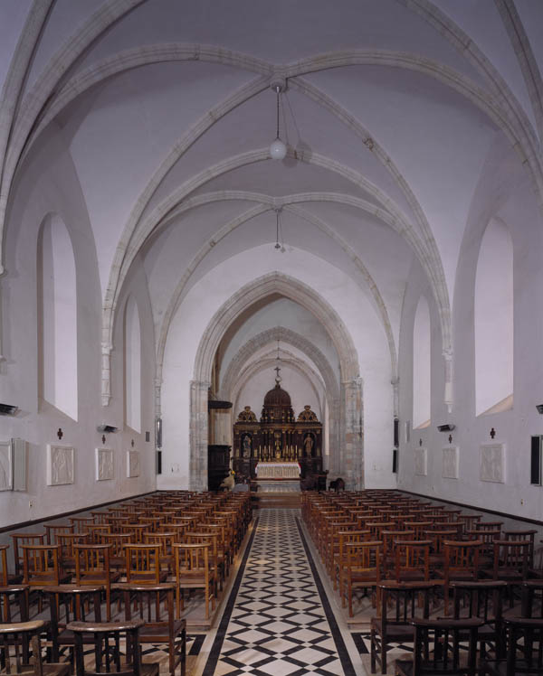 La nef et le choeur, vue depuis la nef, prise de l'ouest.