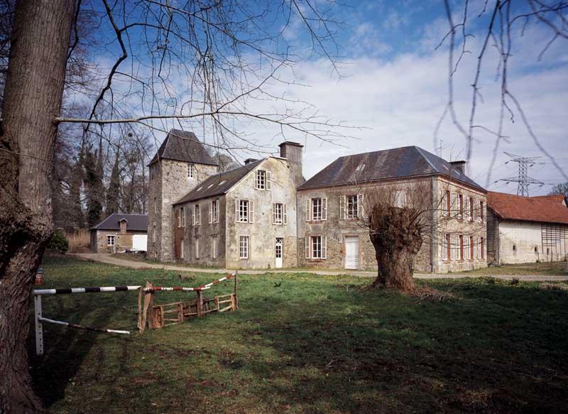 Logis, façade postérieure, vue prise du sud-ouest.