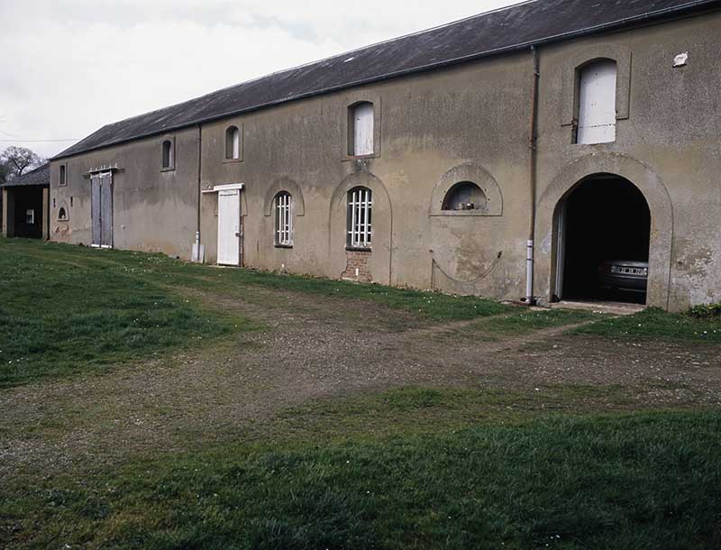 Charretterie, façade antérieure, vue prise du sud-est.