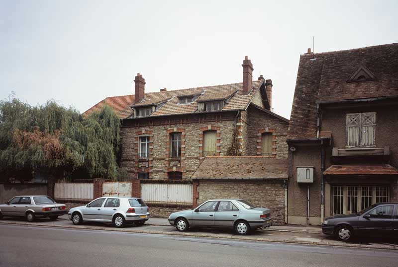Logements, élévation sud, sur rue (n°23).