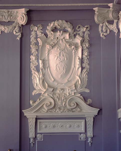 Salle du restaurant (ancienne salle des fêtes), détail du décor.