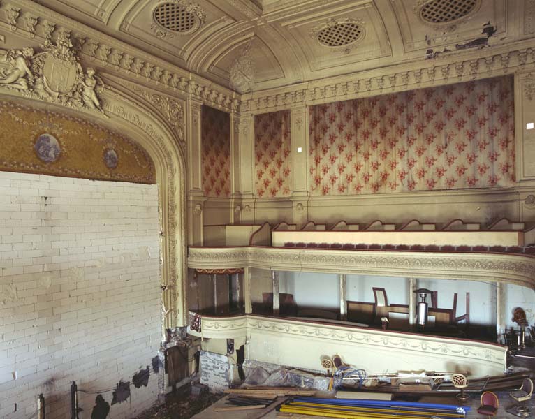 'Salle du théâtre, vue des loges d''avant-scène, du grand balcon et de la scène.'