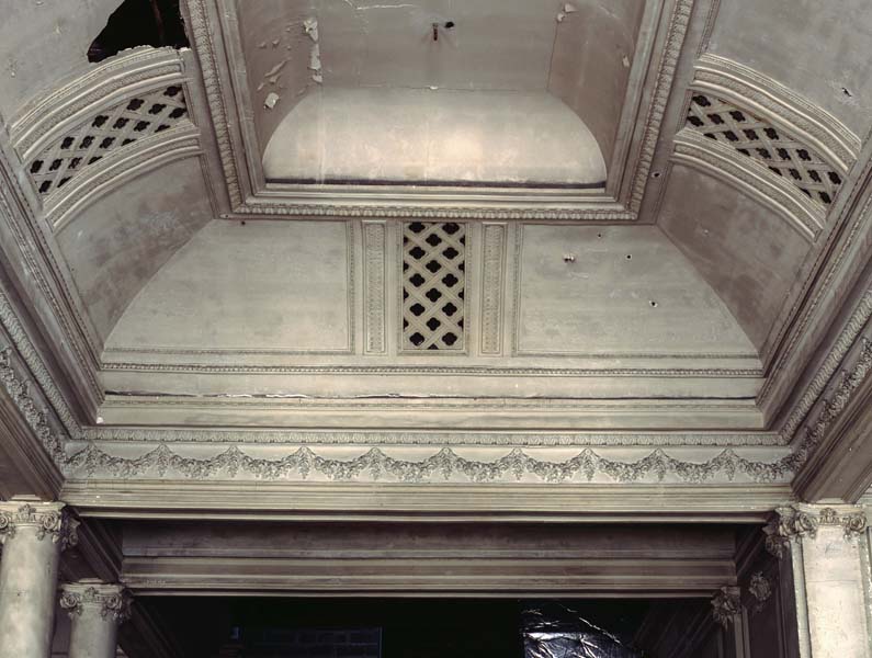 Pièce n° 37 (ancienne salle de baccara), au premier étage, détail du plafond.