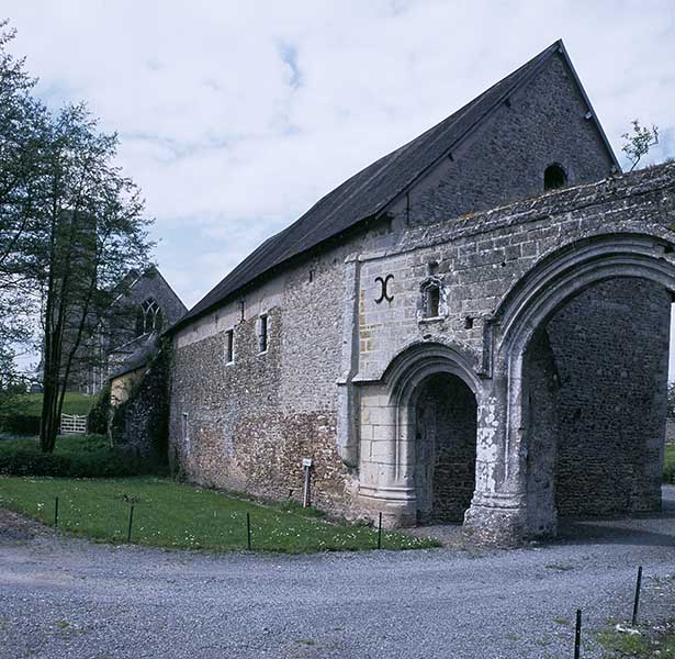 Porche, vue d'ensemble prise du sud-ouest.