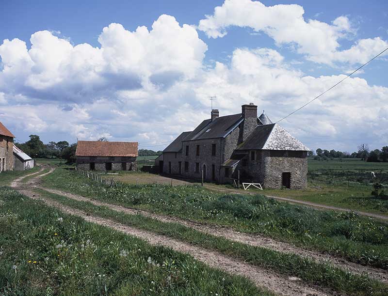 Vue d'ensemble prise de l'ouest.