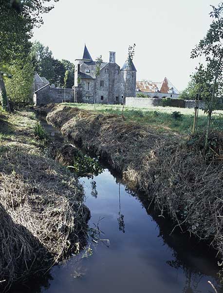 Logis, pignon nord, vue prise du nord.