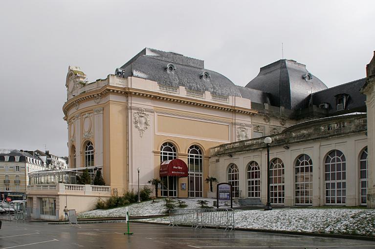 'Vue d''ensemble de l''aile est prise du nord-ouest.'