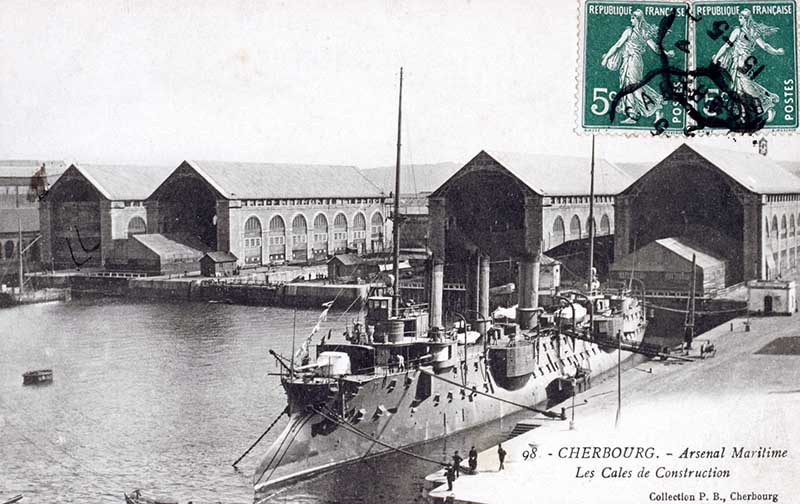 98 Arsenal Maritime Les Cales de Construction.- Carte postale, Collection P. B., Cherbourg. (AD Manche. Série FI).