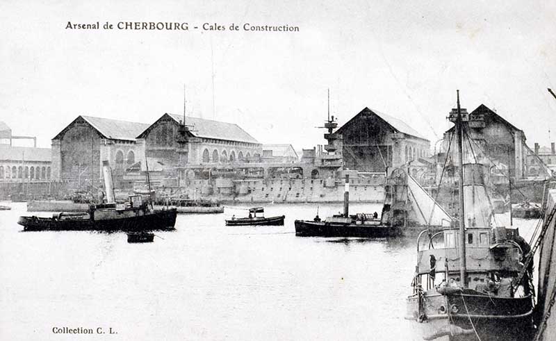 Arsenal de CHERBOURG - Cales de Construction.- Carte postale, Collection C. L. (AD Manche. Série FI).