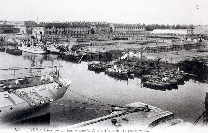 Bassin à flot dit bassin Charles X
