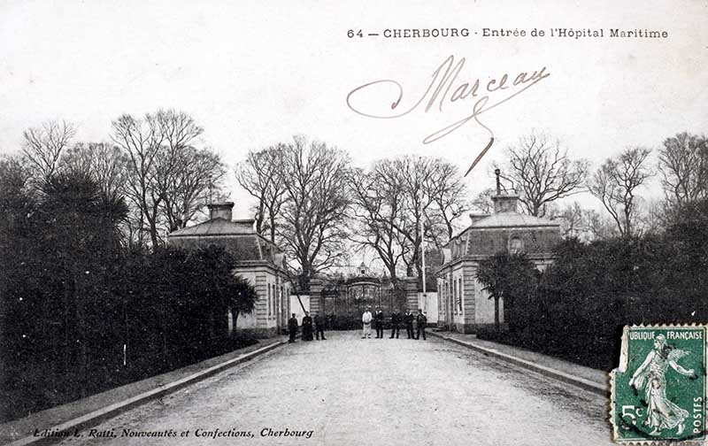 64 Entrée de l'Hôpital Maritime.- Carte postale, Edition L. Ratti, Nouveautés et Confections, Cherbourg. (AD Manche. Série FI).