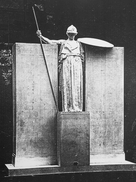 Maquette du monument présenté au Salon de 1920.