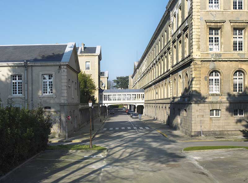 Vue de la rue Basse prise de l'est.