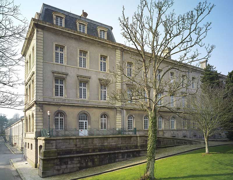 Vue du pavillon est du bâtiment de l'administration prise du nord.