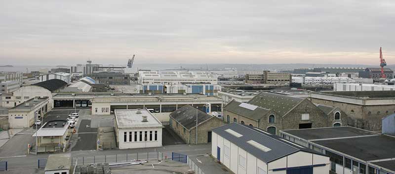Vue panoramique prise de l'ouest.