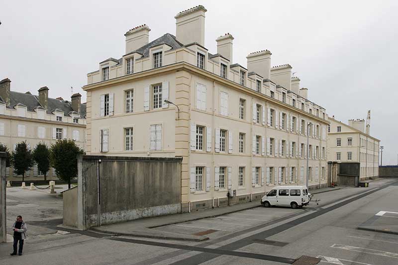 Vue des casernes n°1 et n° 2 prise du sud-est.