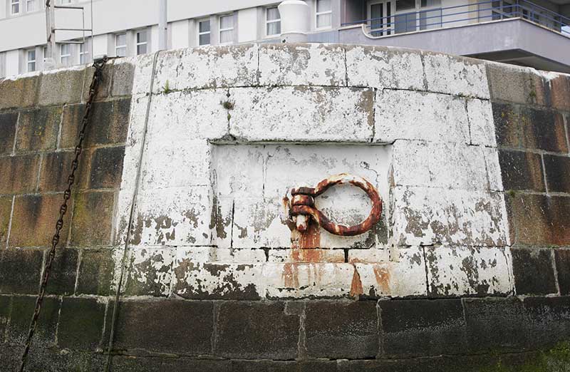 Avant-port. Détail de l'appareillage du môle d'entrée.